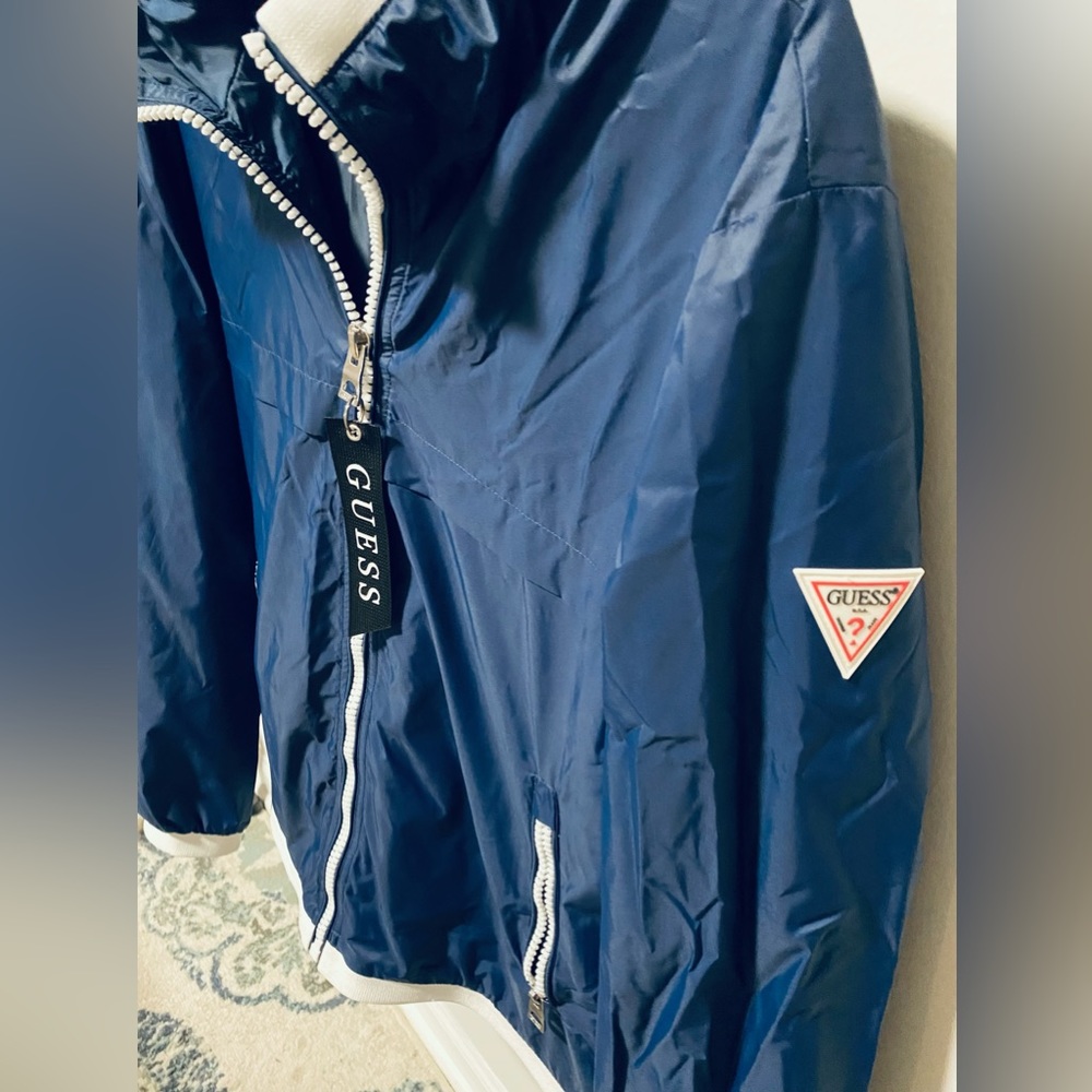 Guess coat - Picture 3 of 4